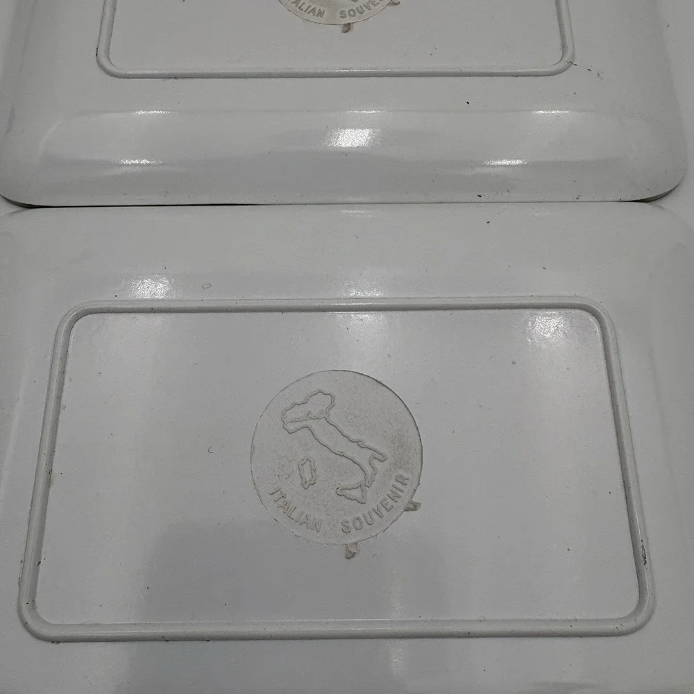 2 Melamine Souvenir ITALY Trinket Coin‎ Trays Vintage